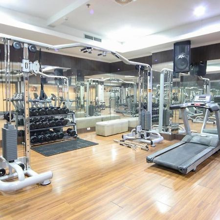 New Hollywood Hotel Pekanbaru Kültér fotó