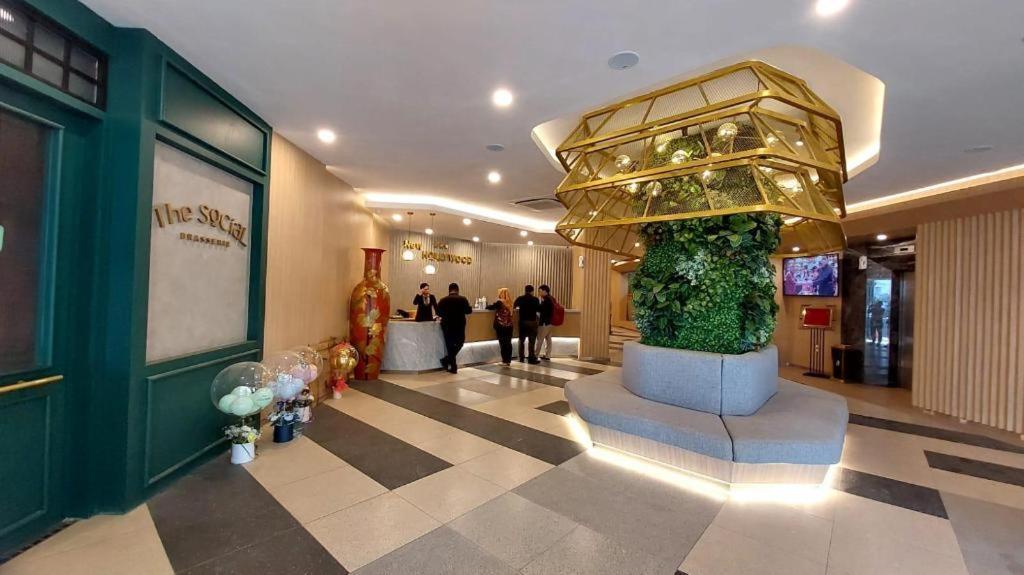 New Hollywood Hotel Pekanbaru Kültér fotó